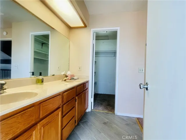 37763 52nd E, Palmdale, California 93552