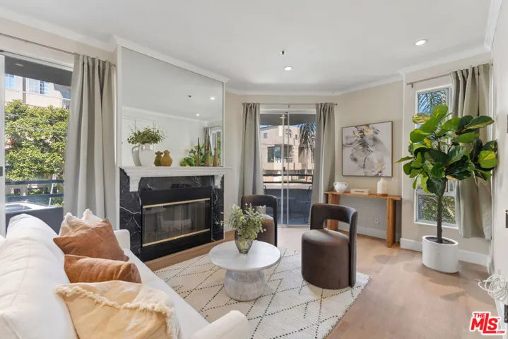 3603 Dunn Drive 102, Los Angeles, California 90034