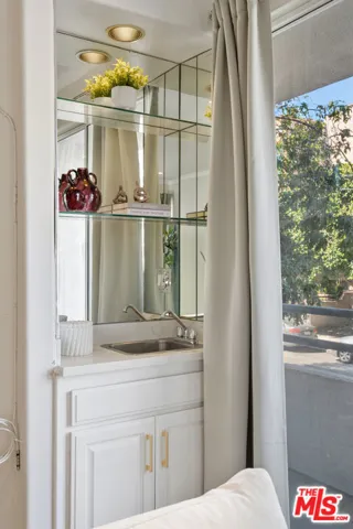 3603 Dunn Drive 102, Los Angeles, California 90034