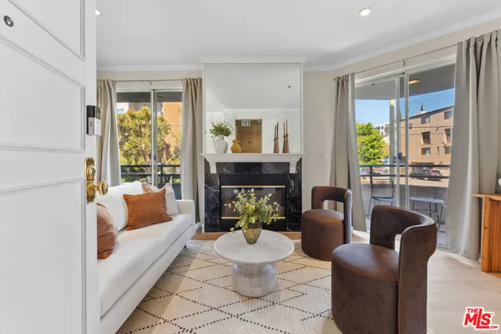 3603 Dunn Drive 102, Los Angeles, California 90034