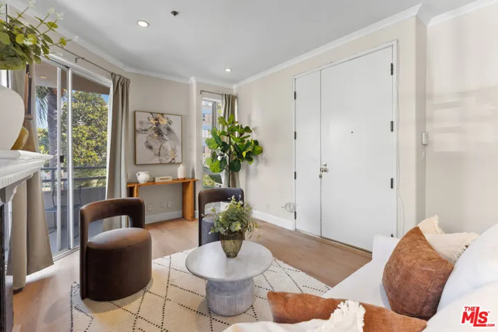 3603 Dunn Drive 102, Los Angeles, California 90034