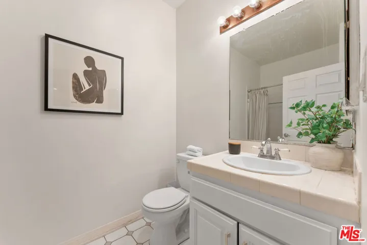 3603 Dunn Drive 102, Los Angeles, California 90034