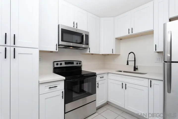 1642 C Ave, National City, California 91950