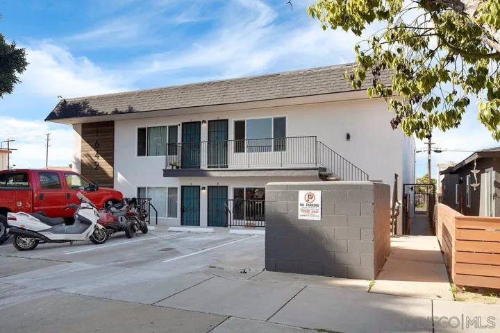 1642 C Ave, National City, California 91950