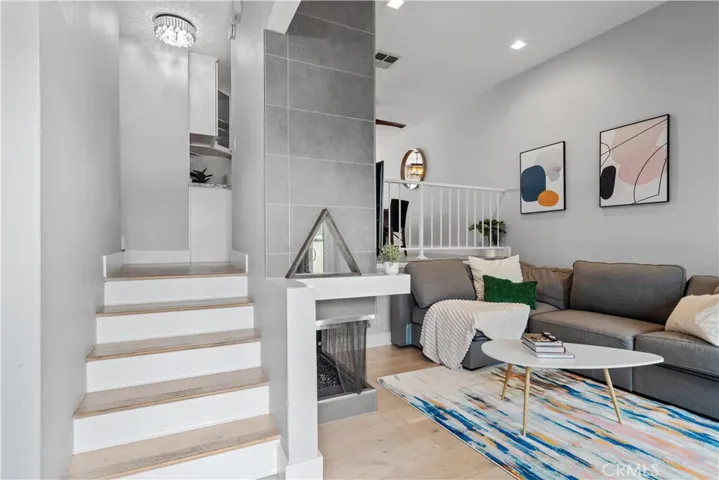 27612 Nugget, Canyon Country, California 91387