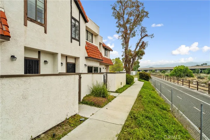 27612 Nugget, Canyon Country, California 91387