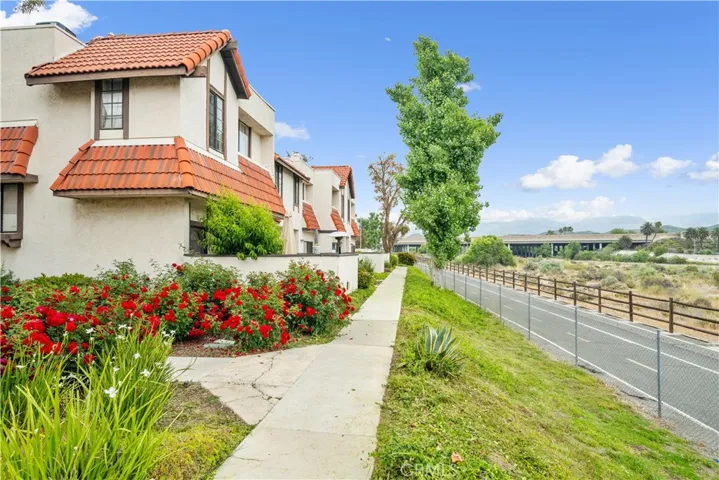 27612 Nugget, Canyon Country, California 91387