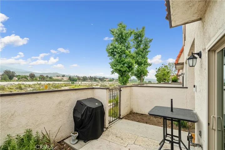 27612 Nugget, Canyon Country, California 91387