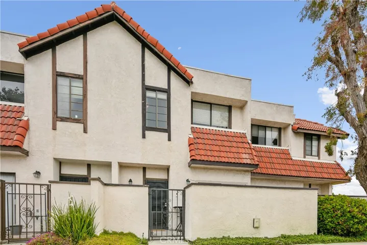 27612 Nugget, Canyon Country, California 91387