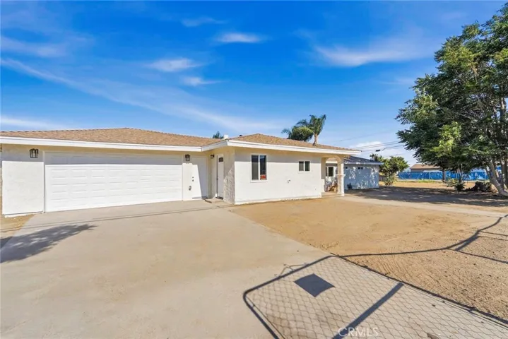19512 Jurupa, Bloomington, California 92316