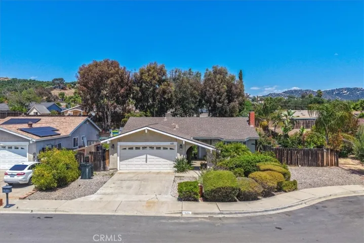 620 Meadow Grove Place, Escondido, California 92027