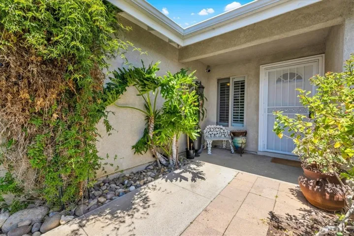 620 Meadow Grove Place, Escondido, California 92027