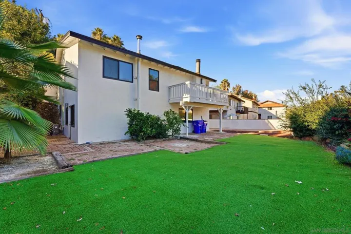 5067 Alumni Pl #b B, San Diego, California 92107