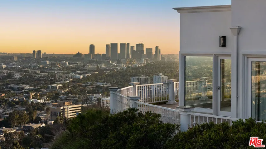 8527 Hedges Way, Los Angeles, California 90069