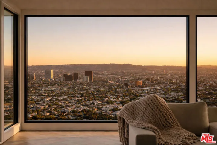 8527 Hedges Way, Los Angeles, California 90069