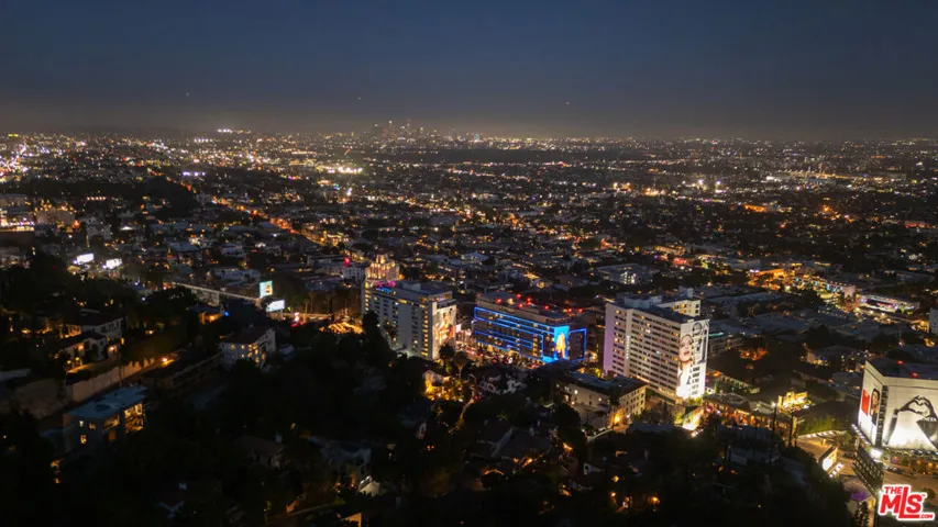 8527 Hedges Way, Los Angeles, California 90069