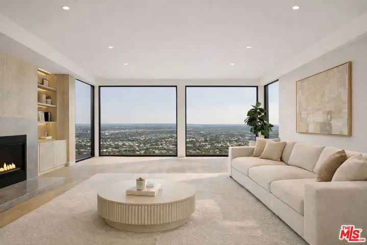 8527 Hedges Way, Los Angeles, California 90069