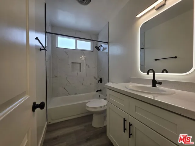 3707 S Canfield Avenue 1, Los Angeles, California 90034
