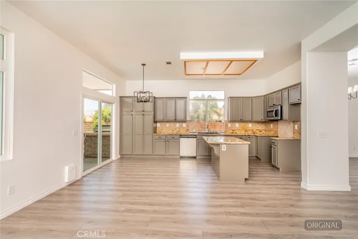 2089 E Duron Street, Colton, California 92324