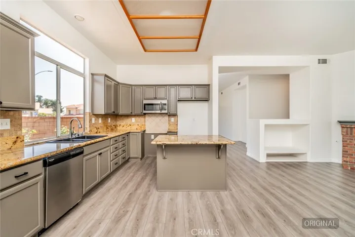 2089 E Duron Street, Colton, California 92324
