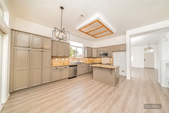 2089 E Duron Street, Colton, California 92324