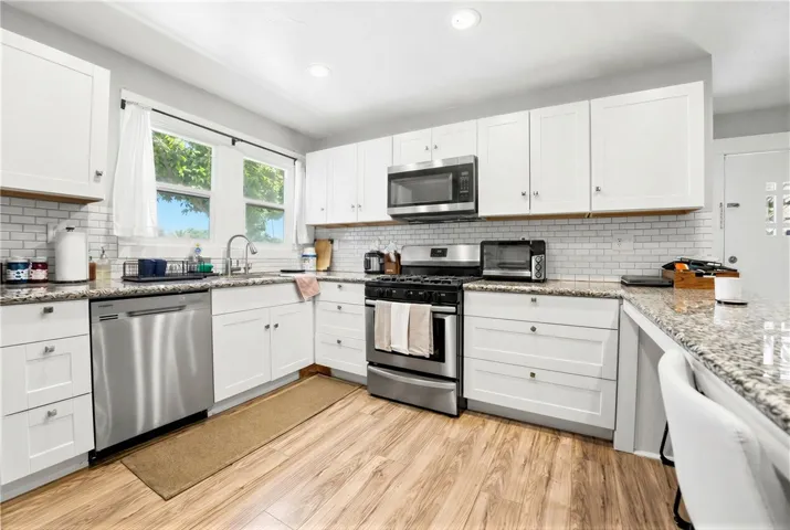 505 E Mayberry Avenue, Hemet, California 92543