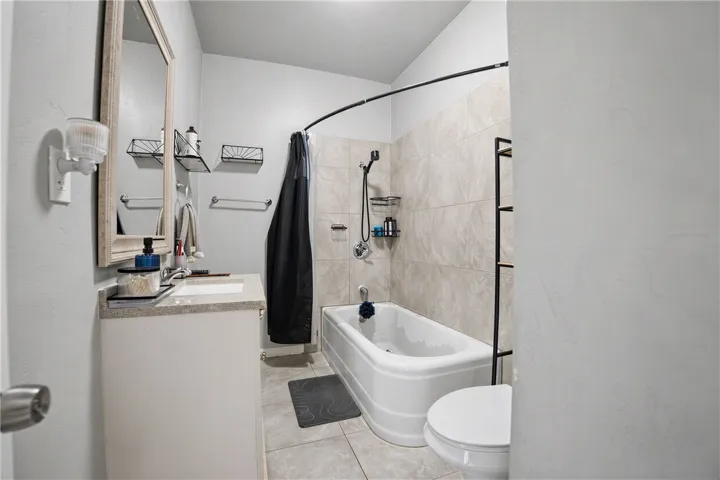 505 E Mayberry Avenue, Hemet, California 92543