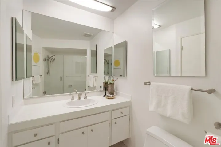 2025 4th Street 302a, Santa Monica, California 90405