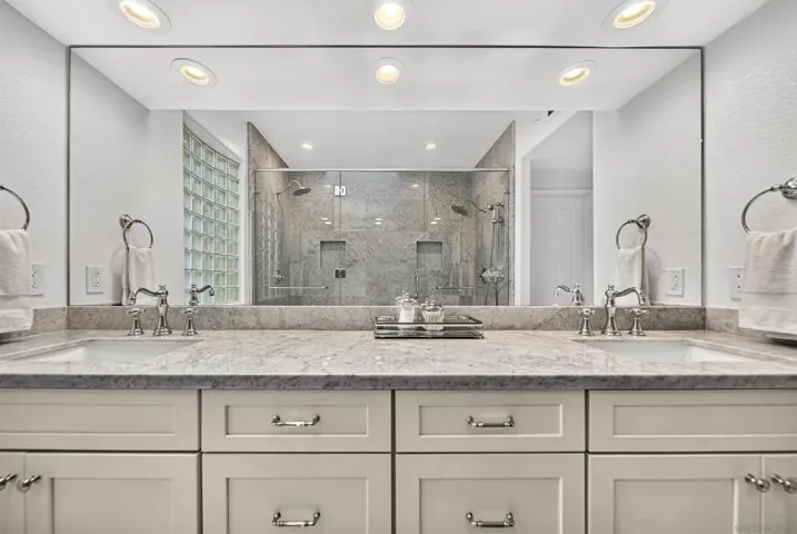 9753 Keeneland Row, La Jolla, California 92037