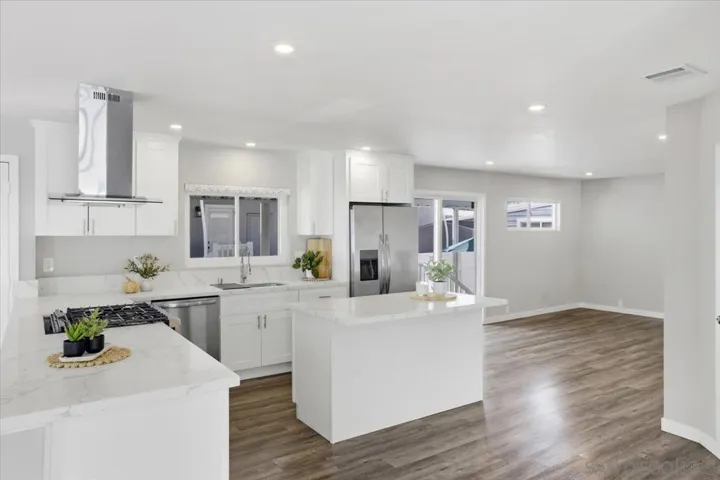 7023 San Bartolo Street, Carlsbad, California 92011