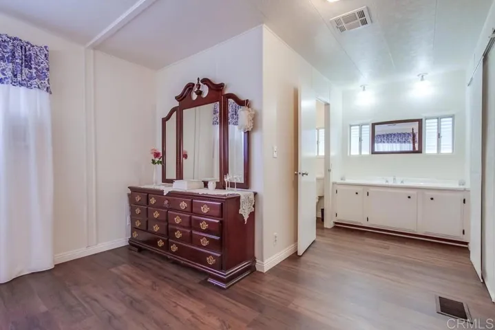 1120 E Mission Road 27, Fallbrook, California 92028