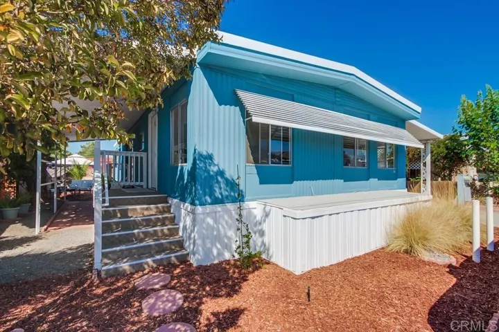 1120 E Mission Road 27, Fallbrook, California 92028