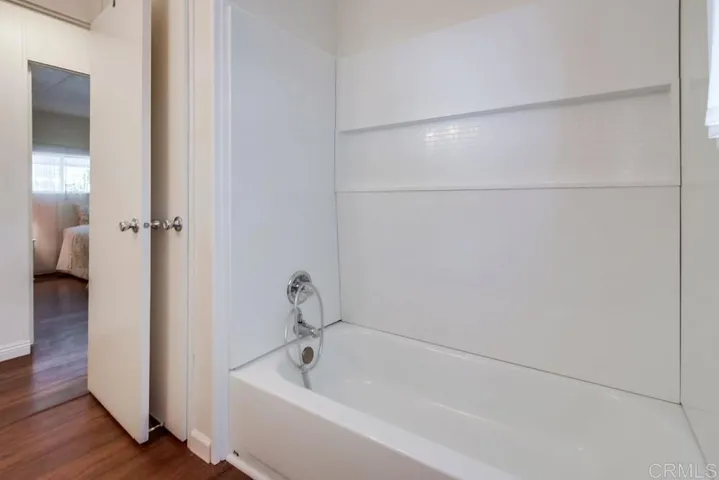 1120 E Mission Road 27, Fallbrook, California 92028