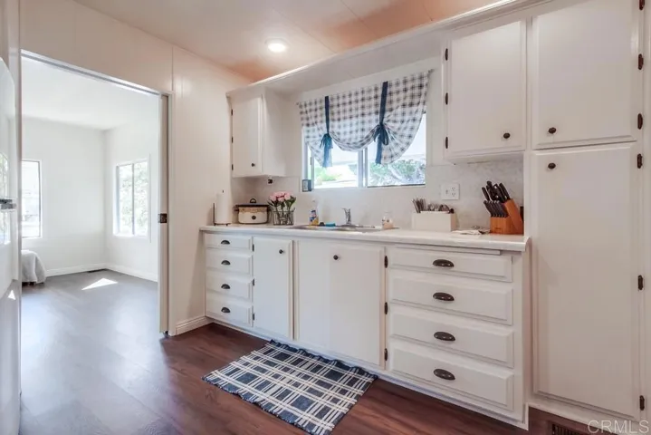 1120 E Mission Road 27, Fallbrook, California 92028