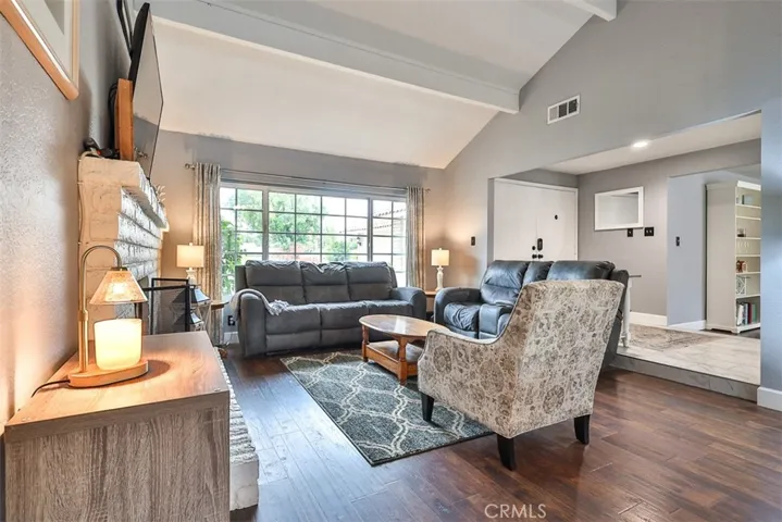 1421 E 15th, Upland, California 91786