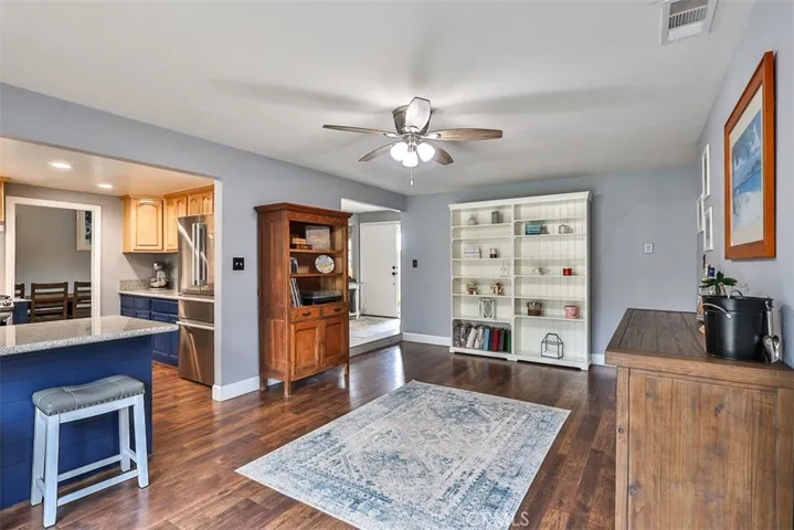 1421 E 15th, Upland, California 91786