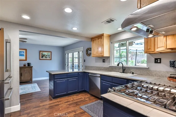 1421 E 15th, Upland, California 91786