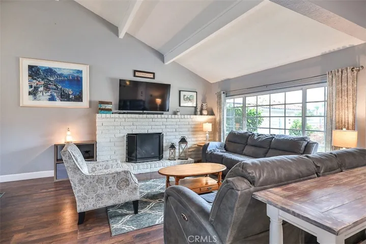 1421 E 15th, Upland, California 91786
