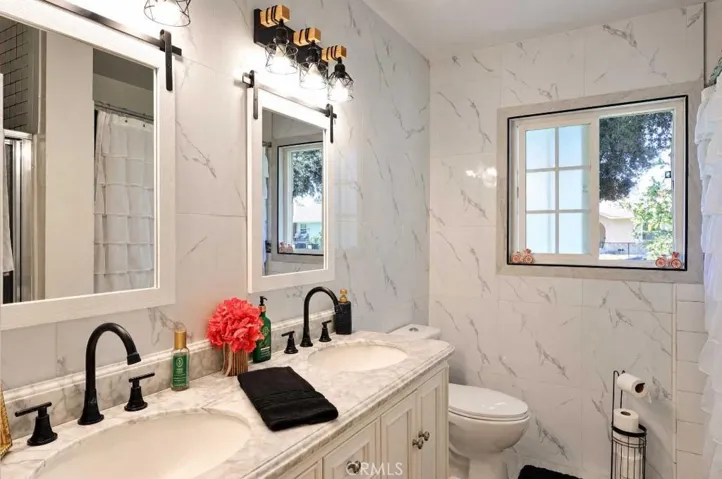 502 E Camile, Santa Ana, California 92701