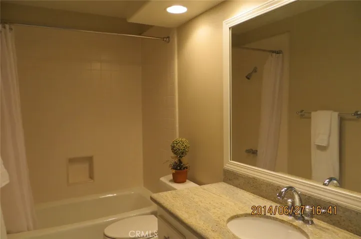 9 Marin Court, Manhattan Beach, California 90266