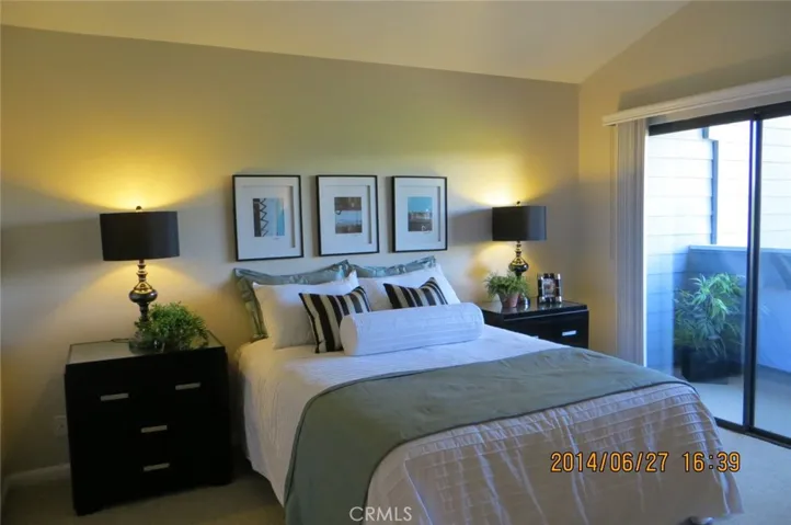9 Marin Court, Manhattan Beach, California 90266