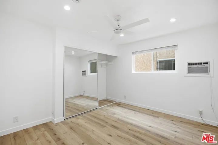 4916 Hazeltine Avenue 2, Sherman Oaks, California 91423