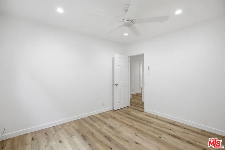 4916 Hazeltine Avenue 2, Sherman Oaks, California 91423