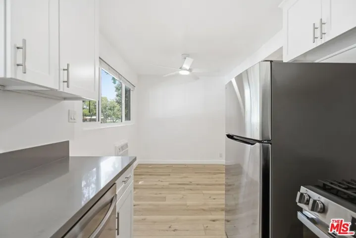 4916 Hazeltine Avenue 2, Sherman Oaks, California 91423