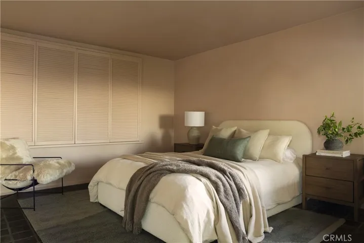 2890 Las Alturas Street, Los Angeles, California 90068