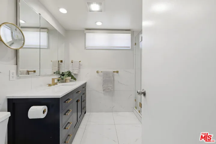 5220 Mary Ellen Avenue, Sherman Oaks, California 91401