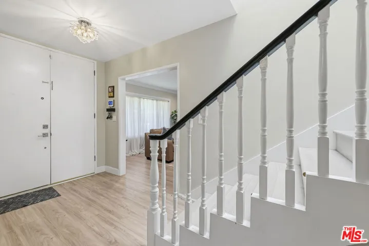 5220 Mary Ellen Avenue, Sherman Oaks, California 91401