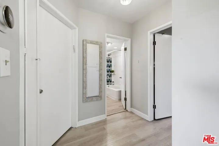 5220 Mary Ellen Avenue, Sherman Oaks, California 91401