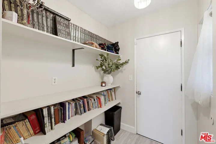 5220 Mary Ellen Avenue, Sherman Oaks, California 91401