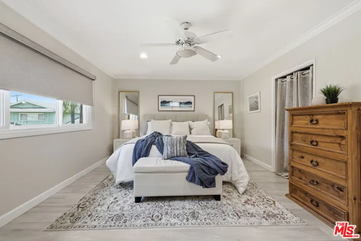 5220 Mary Ellen Avenue, Sherman Oaks, California 91401